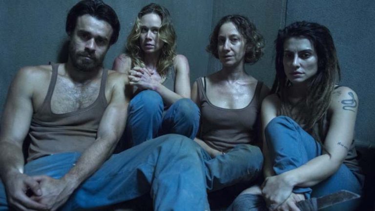 Постер бразильского сериала «СуперМакс»