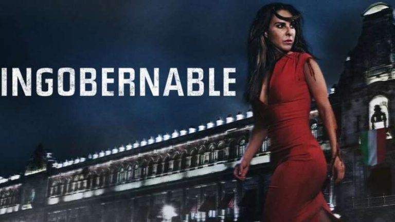 Постер мексиканского сериала «Неуправляемая»