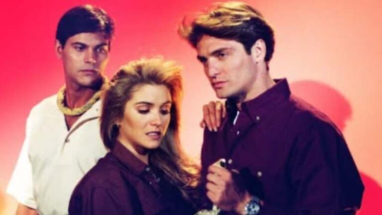 Постер мексиканского сериала «В плену страсти»